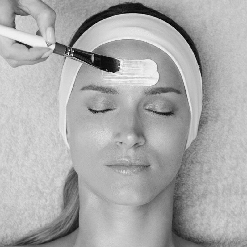 Environ Youth Renew TCA Cool Peel® treatment
